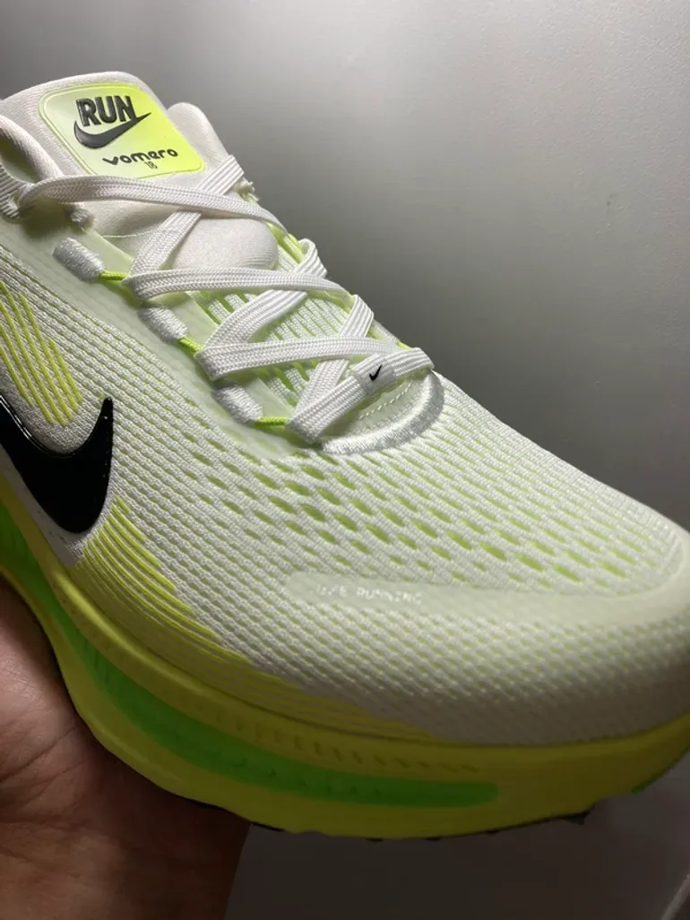 Used Nike Vomero 18 bike — image 4 of 12