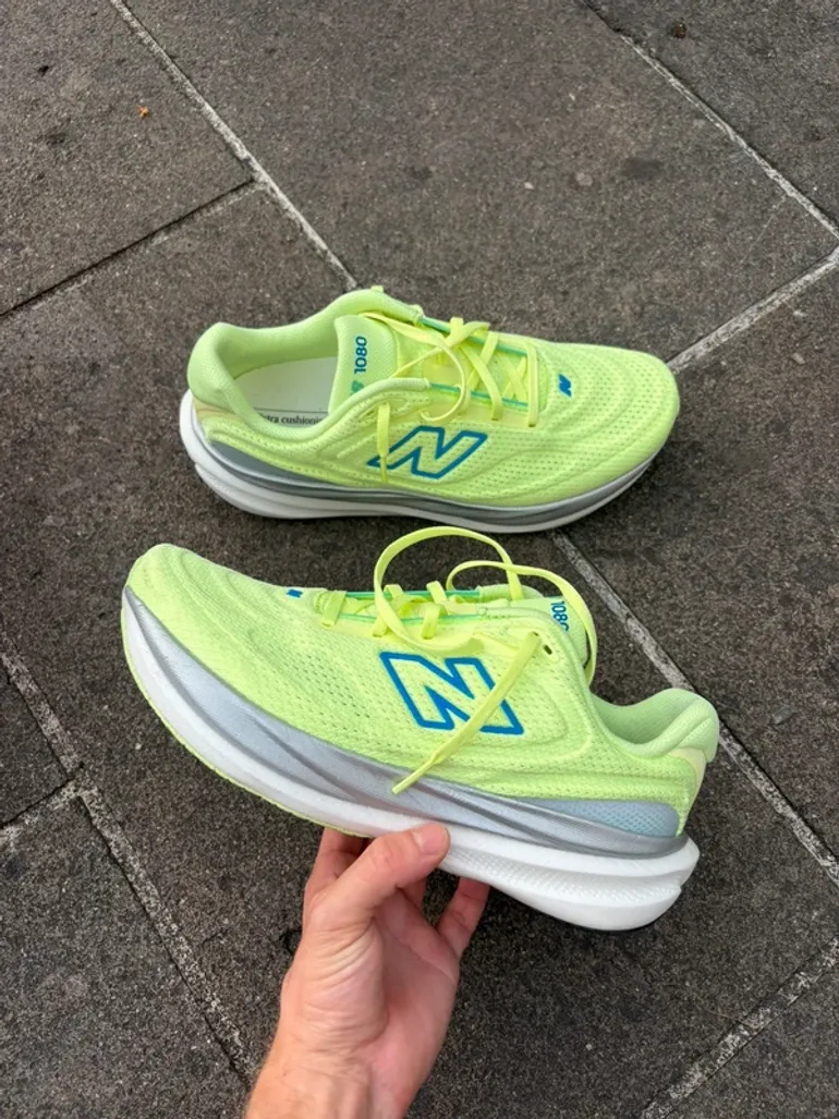 Used New Balance Fresh Foam X 1080 v15 bike — image 2 of 9