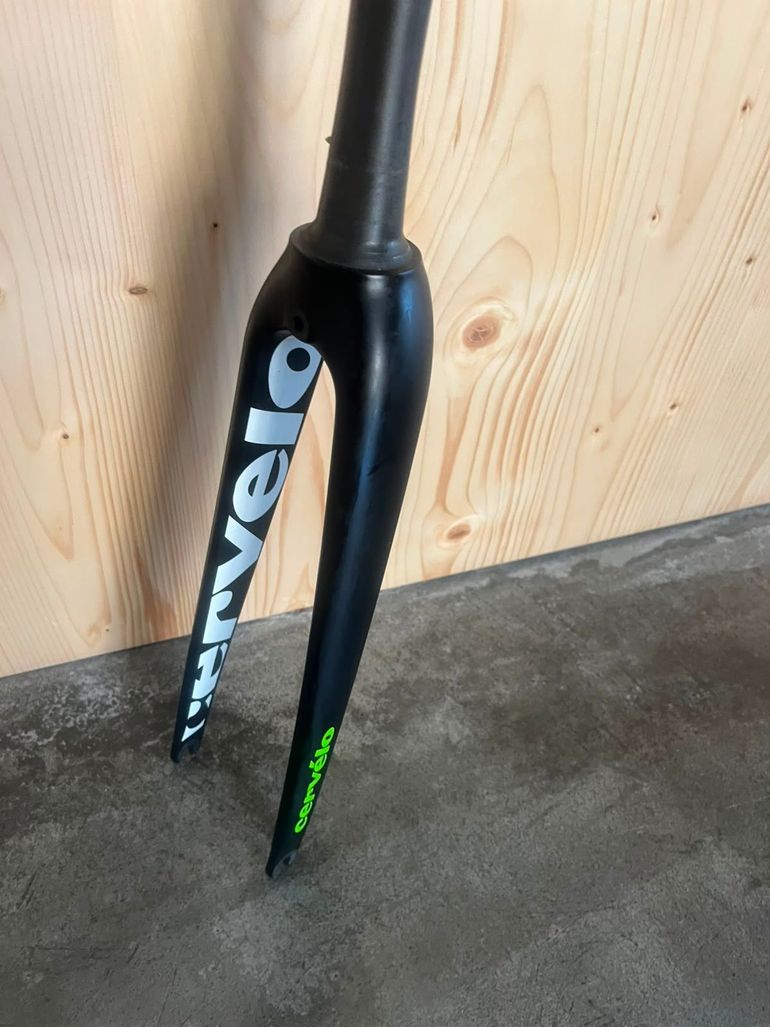 Used Cervelo R5 Fork bike — image 2 of 5