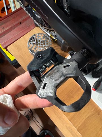 Used Look Pedals 2025 bike — image 2 of 13