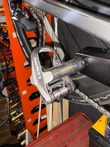 Used Look Pedals 2025 bike — image 11 of 13