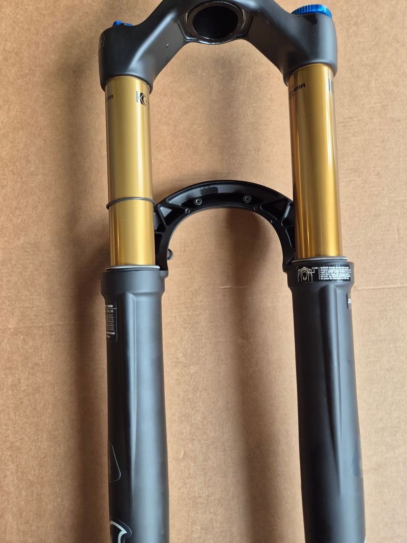 Použité Fox 34 Float Factory Grip2 bike — obrázek 6 z 6