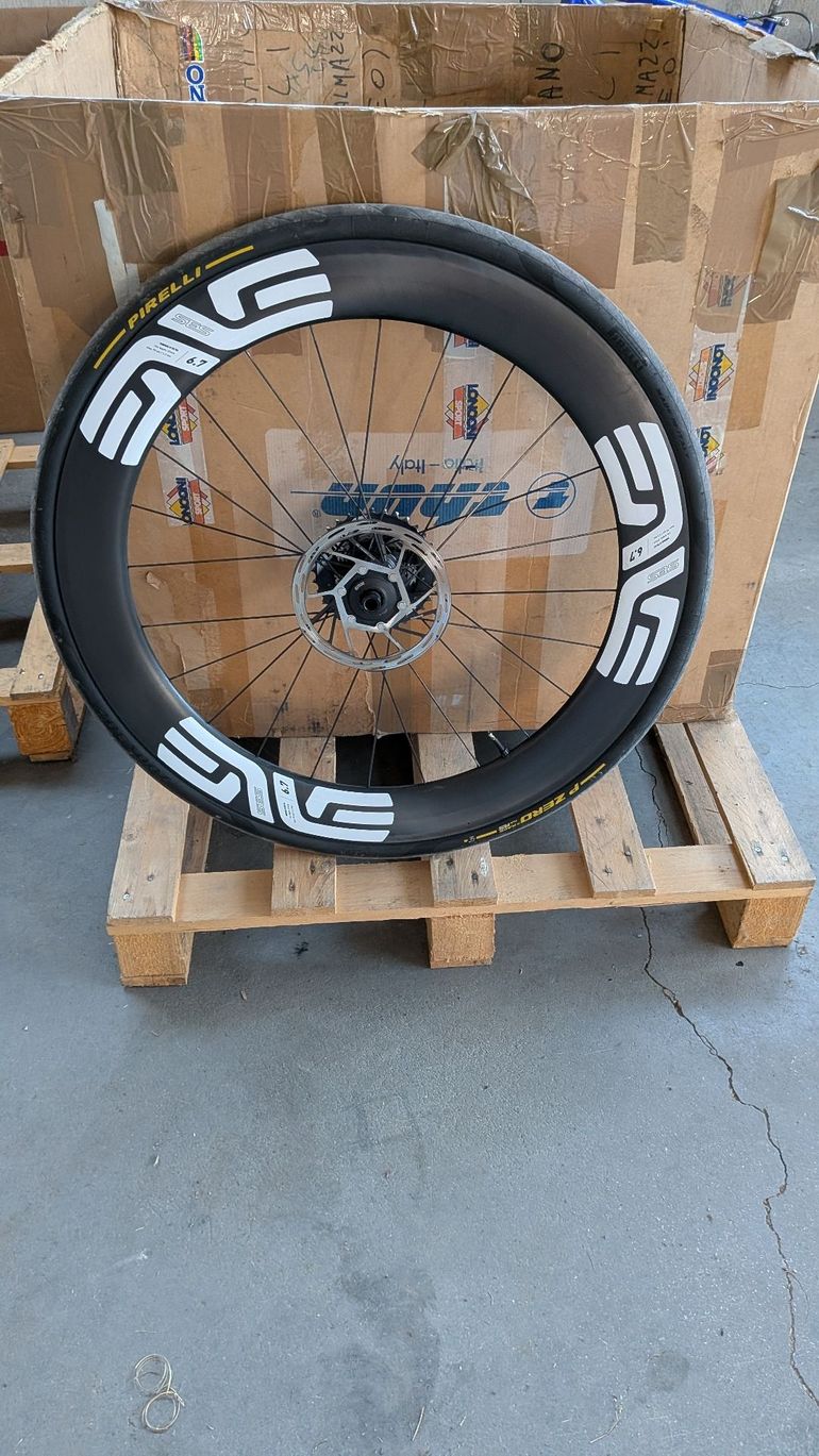 Brugt Enve SES 6.7 Wheelset 2026 bike — billede 14 af 18