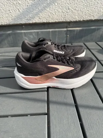 Used Brooks Ghost Max 3 bike — image 3 of 8