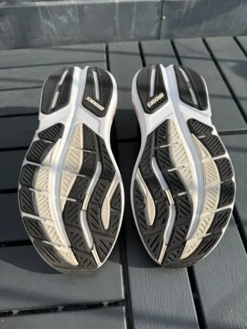 Used Brooks Ghost Max 3 bike — image 6 of 8