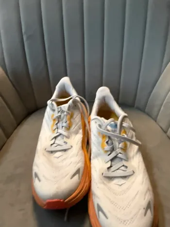 Used Hoka Sportschuhe Größe 42 bike — image 2 of 5