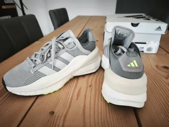 Käytetty Adidas Avryn X bike — kuva 3 / 3