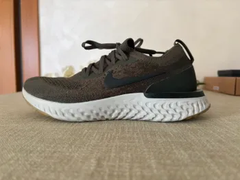 Nike Epic React Flyknit bike d'occasion