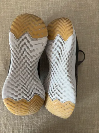 Gebrauchtes Nike Epic React Flyknit bike — Bild 6 von 6