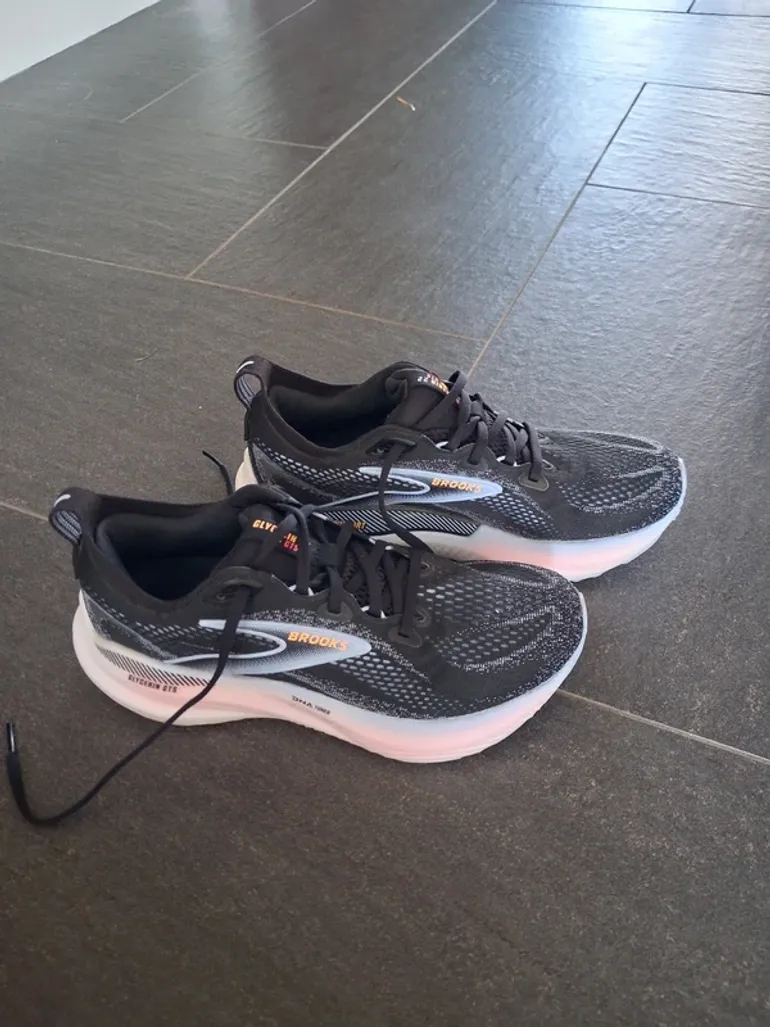 Used Brooks Glycerin 22 GTS bike — image 2 of 6