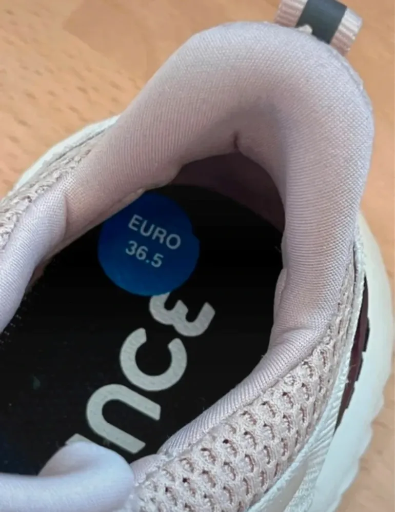 Used Adidas Alphabounce Beyond bike — image 5 of 6
