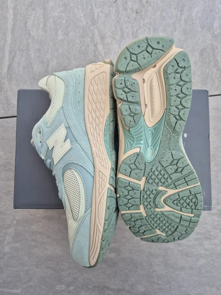 Used New Balance 2002 bike — image 3 of 4