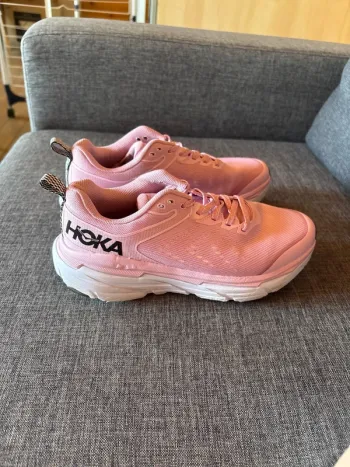 Rose Hoka baskets roses bike de segunda mano — imagen 3 de 9
