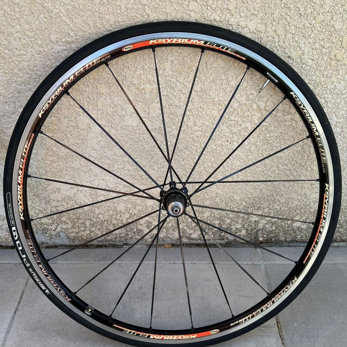 Mavic Ksyrium Elite Wheelset | buycycle