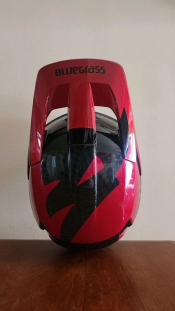 Brugt MET Bluegrass Legit Carbon 2025 bike — billede 2 af 3