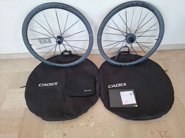 Used Cadex Max 40 Wheelset 2025 bike — image 1 of 8