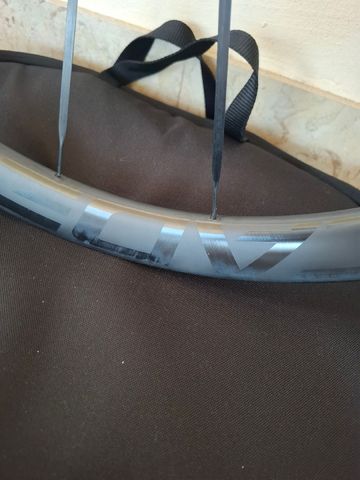 Used Cadex Max 40 Wheelset 2025 bike — image 7 of 8