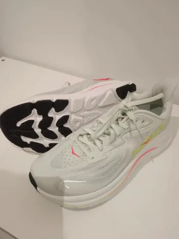 Used Hoka Clifton 10 bike — image 2 of 3
