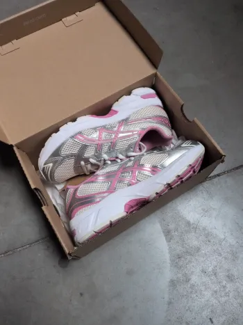 Použité Asics Gel 1130 bike — obrázek 7 z 8