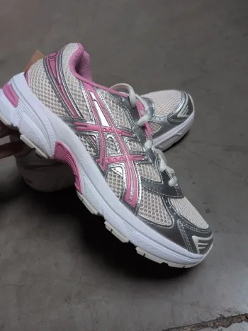 Použité Asics Gel 1130 bike — obrázek 3 z 8