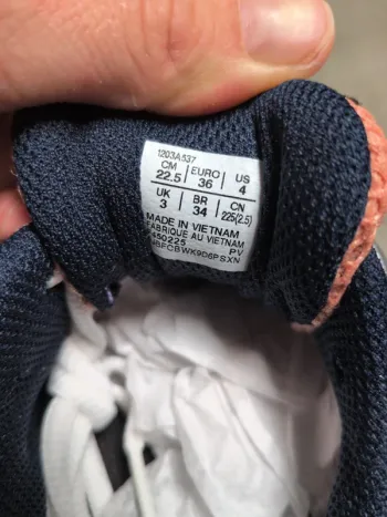Used Asics Kayano 14 bike — image 5 of 9