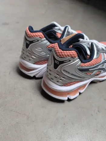 Used Asics Kayano 14 bike — image 3 of 9