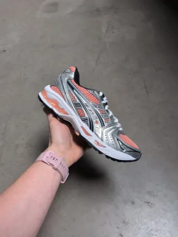 Used Asics Kayano 14 bike