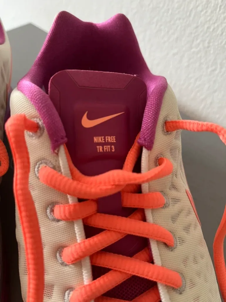 Nike Free 5.0 bike d'occasion — image 2 sur 9