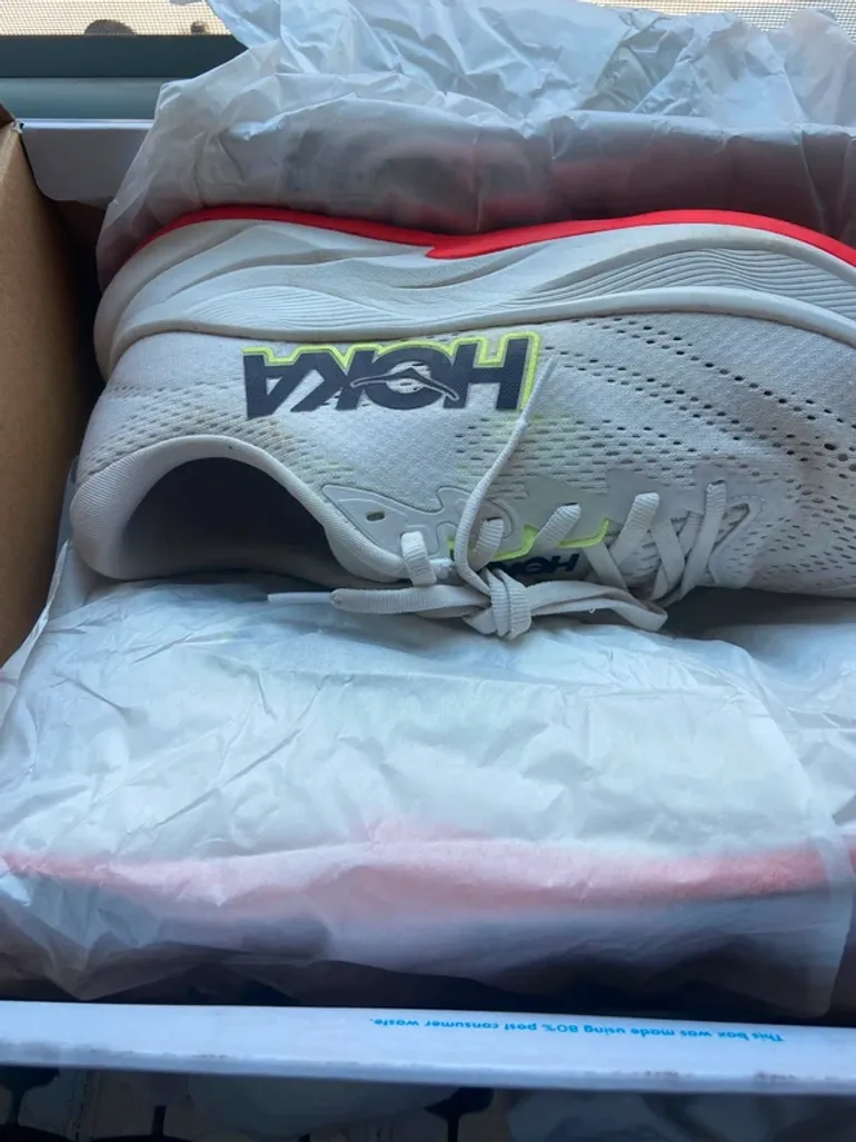 Used Hoka Rincon 4 bike — image 2 of 5