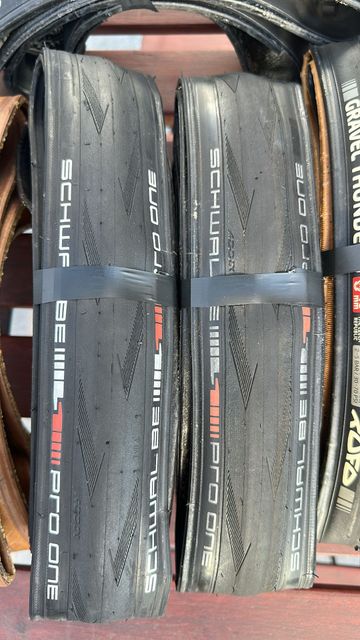 Tweedehands Schwalbe g-one bike — afbeelding 2 van 10