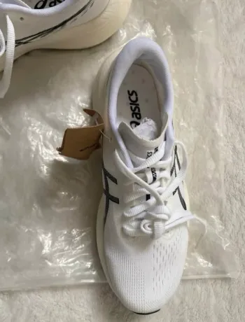 Used Asics Magic Speed 4 bike — image 4 of 7