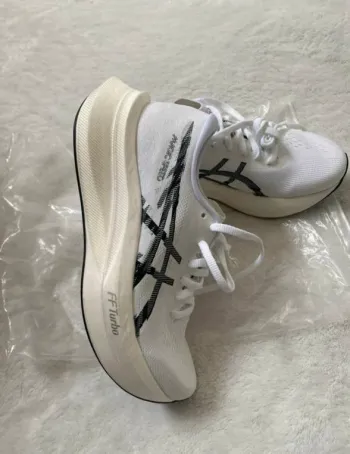 Used Asics Magic Speed 4 bike — image 5 of 7