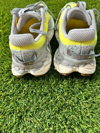 Used New Balance Fresh Foam X More Trail v3 bike — image 3 of 5