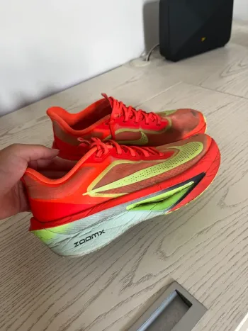 Used Nike Zoom Fly 6 bike — image 6 of 8