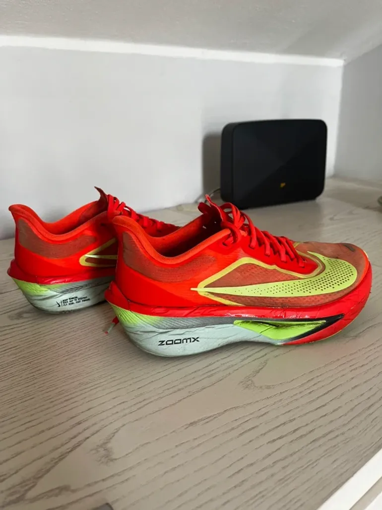 Used Nike Zoom Fly 6 bike — image 2 of 8