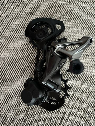 Używany Shimano RD-M9120 XTR Schaltwerk Drivetrain & Pedals