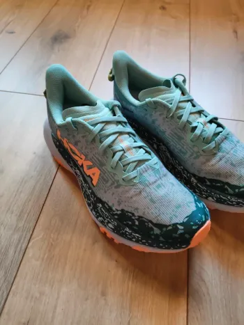 Použité Hoka Speedgoat 6 GTX bike — obrázek 2 z 4