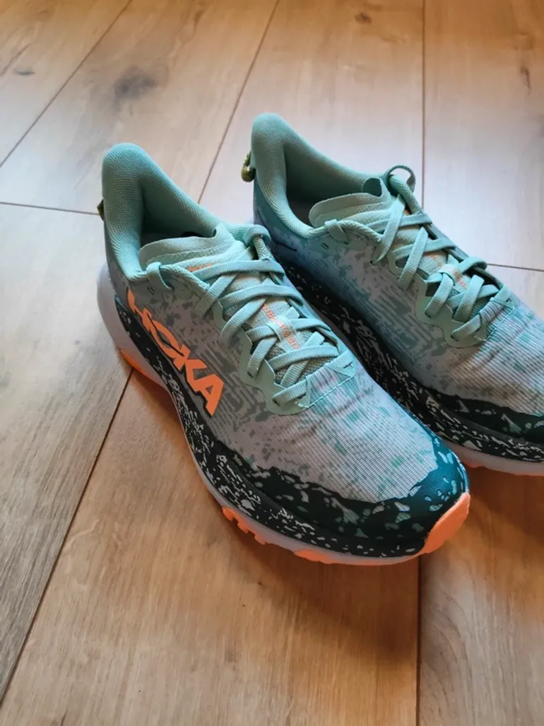 Použité Hoka Speedgoat 6 GTX bike — obrázek 2 z 4