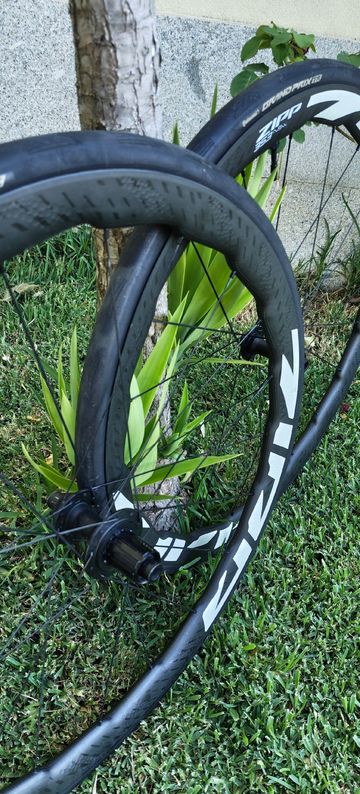 Tweedehands Zipp 353 NSW 2025 bike — afbeelding 4 van 5