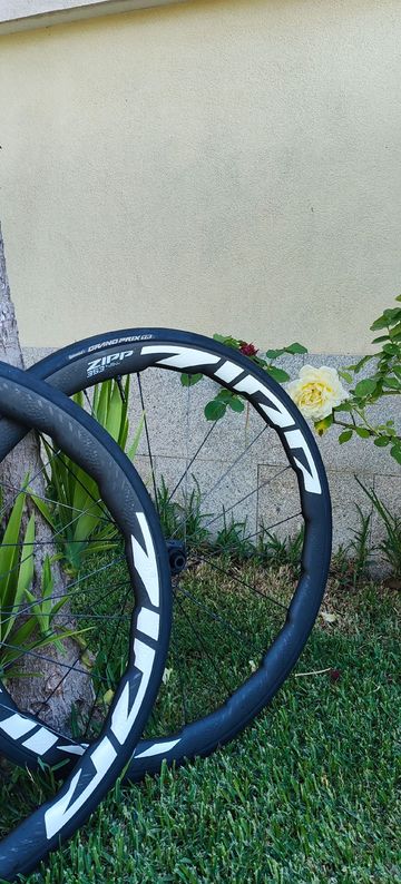 Tweedehands Zipp 353 NSW 2025 bike — afbeelding 3 van 5