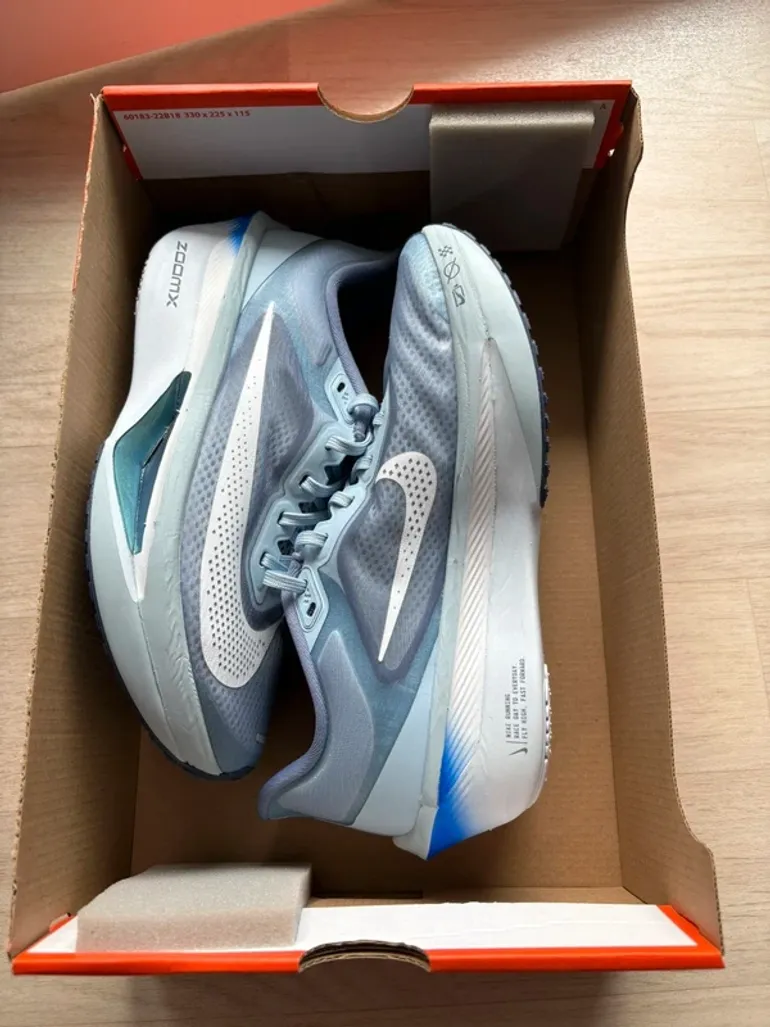 Used Nike Zoom Fly 6 bike — image 6 of 8