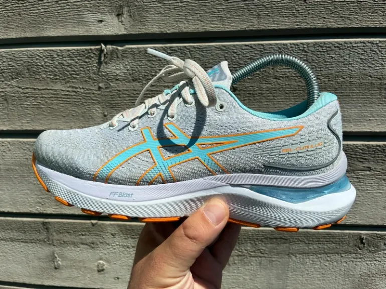 Tweedehands Asics Gel Cumulus 24 bike — afbeelding 8 van 12