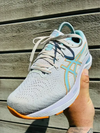 Tweedehands Asics Gel Cumulus 24 bike — afbeelding 3 van 12