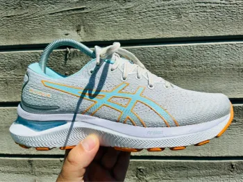 Tweedehands Asics Gel Cumulus 24 bike — afbeelding 4 van 12