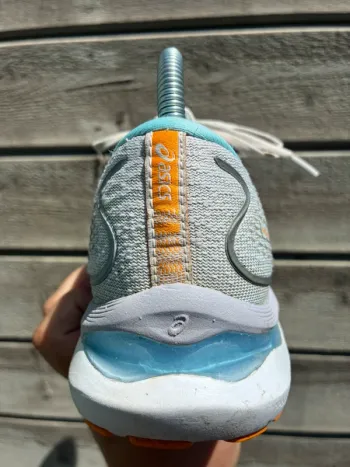 Tweedehands Asics Gel Cumulus 24 bike — afbeelding 6 van 12
