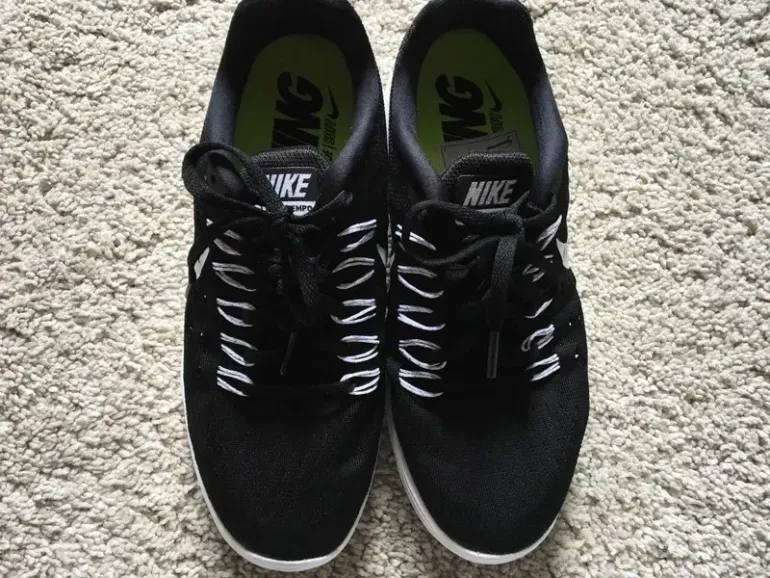 Ideal Nike Sportschuhe bike d'occasion — image 2 sur 5