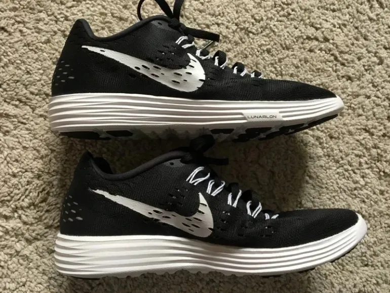 Ideal Nike Sportschuhe bike d'occasion — image 5 sur 5
