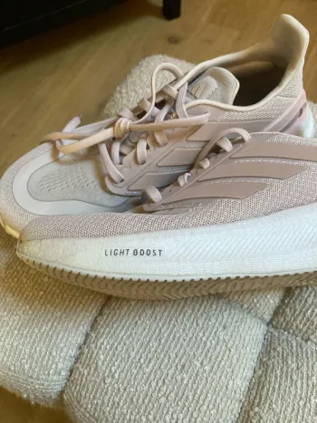 Used Adidas Pure Boost Light bike — image 3 of 5