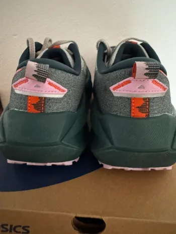 Brugt Asics Trabuco Max 4 bike — billede 3 af 4