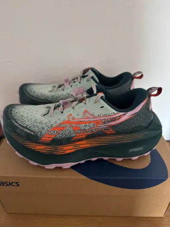 Used Asics Trabuco Max 4 bike